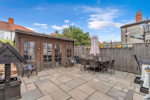 Photo 18- click for photo gallery